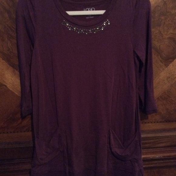 Logo Modal Top with Neckline Detail - Picture 3 of 3